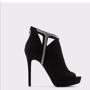 Meet your Posher, Christle